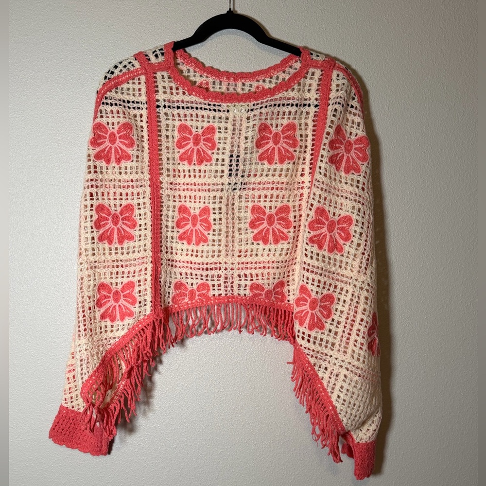 House of Harlow 1960 pink crochet bow poncho cardigan NEW